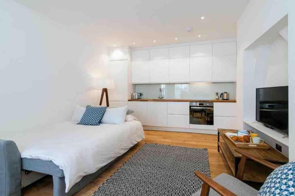 Charming Stylish One-Bedroom Apartment London Bagian luar foto